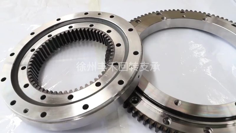 轴承座型号看不懂？从一组参数反推选型逻辑